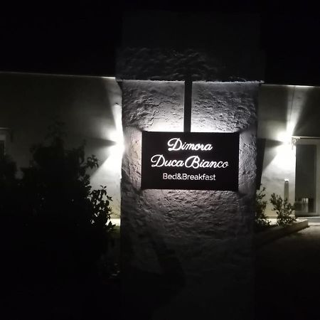 Dimora Ducabianco Acomodação com café da manhã Monopoli Exterior foto