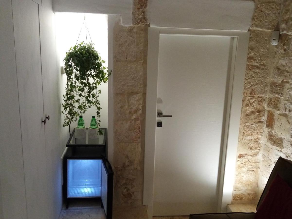 Dimora Ducabianco Acomodação com café da manhã Monopoli Exterior foto